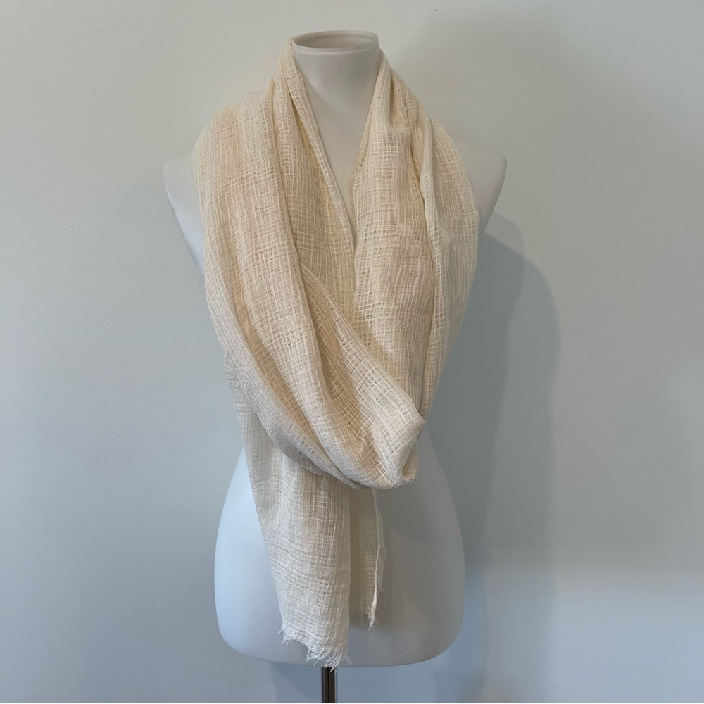 Oversized lightweight ivory scarf.